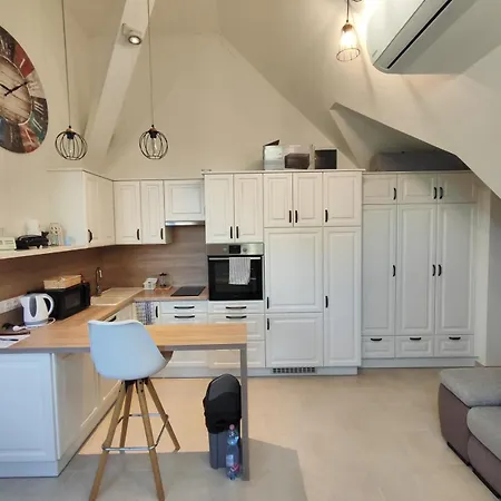 Foeldvarloft * Balatonföldvár